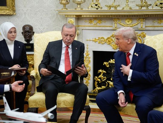 Trump chce, by Turcja przestała kupować ropę i gaz od Rosji