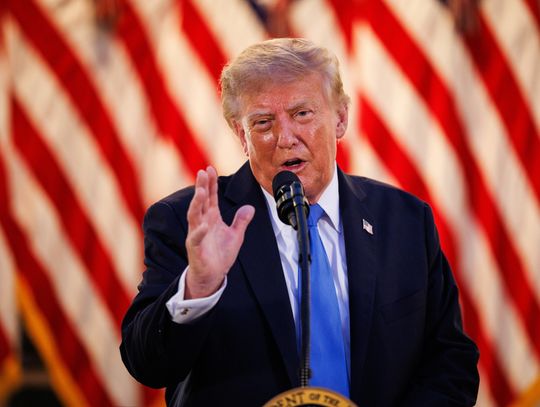 Trump: Mamy nieograniczone zapasy amunicji, media dopuszczają się zdrady