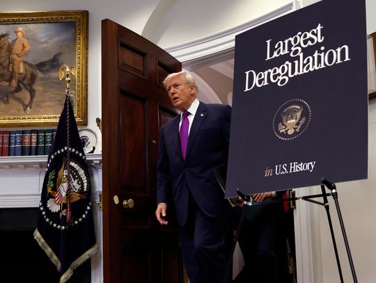 Trump ogłosił „największy akt deregulacji w historii” dotyczący zmian klimatu