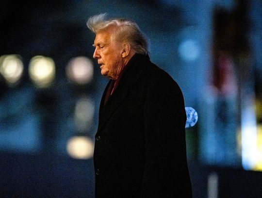 Trump oskarżył „New York Times” o zdradę po artykule o stanie jego zdrowia Trump oskarżył „New York Times” o zdradę po artykule o stanie jego zdrowia