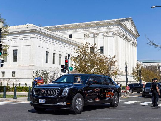 Trump: tylko my jesteśmy tak głupi, by nadawać obywatelstwo z urodzenia