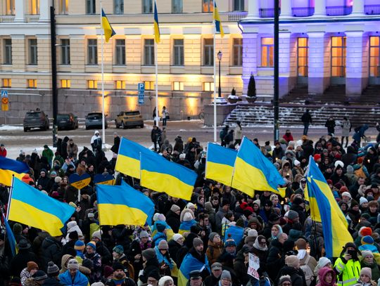 Trump zapowiadał szybki koniec walk, ale jego starania nie przyniosły przełomu Trump zapowiadał szybki koniec walk, ale jego starania nie przyniosły przełomu