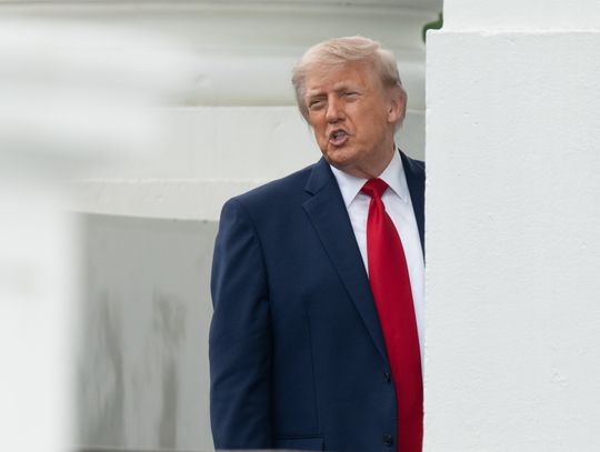 Trump zdecydował o możliwym przyjęciu dodatkowych 10 tys. Afrykanerów jako uchodźców Trump zdecydował o możliwym przyjęciu dodatkowych 10 tys. Afrykanerów jako uchodźców