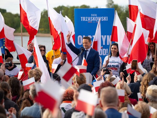 Trzaskowski: biało-czerwona musi być używana do tego, żeby łączyć, a nie żeby dzielić