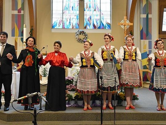 Trzeciomajowy koncert Lira Singers wspierający finansowo Ukrainę