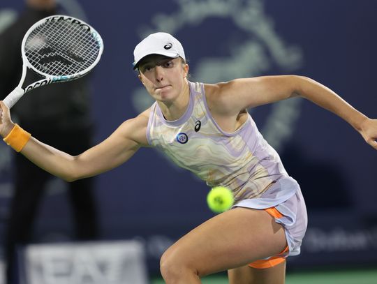 Turniej WTA w Dubaju - Świątek wygrała z Gauff i awansowała do finału