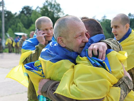 Ukraina. Rząd zezwolił na wyjazd za granicę mężczyznom w wieku od 18 do 22 lat