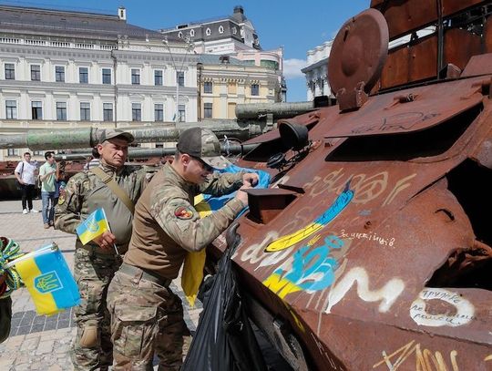 Ukraina. Wojskowy: dzięki dostawom z USA wystrzeliwujemy teraz dziennie 8 tys. pocisków artyleryjskich, niewiele mniej od Rosjan