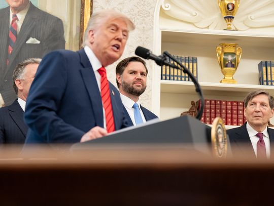 USA i Wielka Brytania zawarły umowę handlową; według Trumpa to znaczący przełom