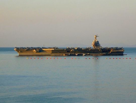 USA wzmacniają swoje siły w pobliżu Iranu