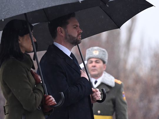 Vance usunął wpis na temat wizyty w kompleksie pamięci ludobójstwa Ormian