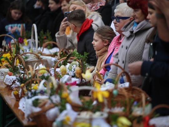 W Kościele katolickim dziś Wielka Sobota W Kościele katolickim dziś Wielka Sobota