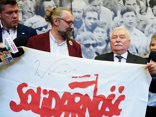 Wałęsa: będę stawał zawsze z grupą, która stara się nie zniszczyć dorobku (ZDJĘCIA)