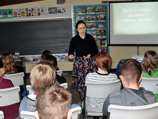 Warsztaty historyczne IPN–u w polskiej szkole Pułaskiego