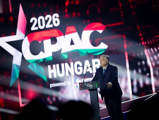 „Washington Post”: szef MSZ Węgier zdawał Rosjanom relacje na bieżąco ze spotkań UE