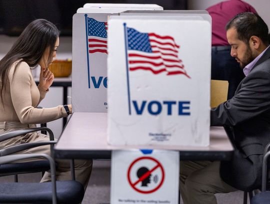 „Washington Post”: zwolennicy Trumpa chcą, by wydał dekret o stanie nadzwyczajnym w sprawie wyborów