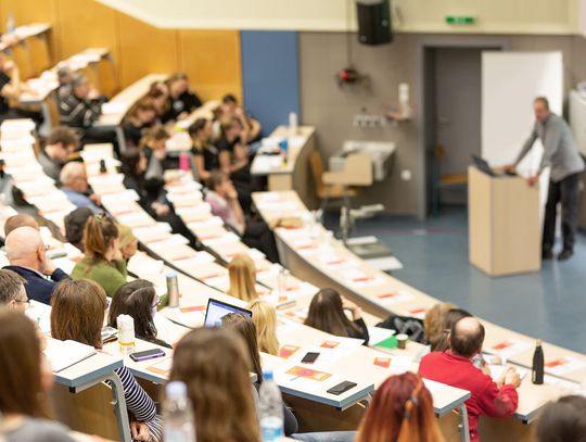 Waszyngton wstrzymuje rozmowy z cudzoziemcami w sprawie wiz studenckich