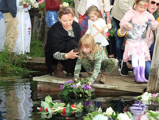 Wianki, konie i balony do nieba… Świętojański charytatywny piknik YCBMA