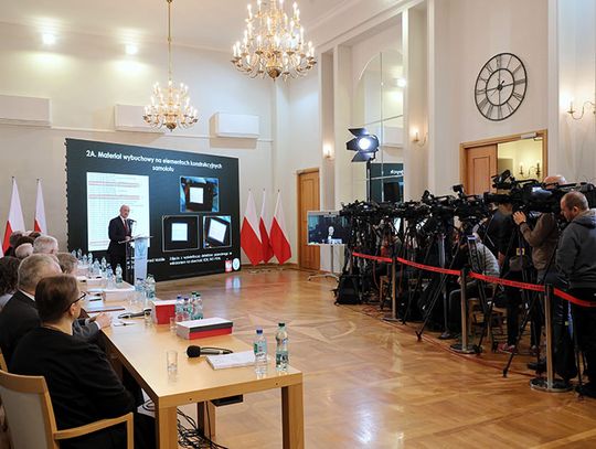 Wiceszef MON:  Zgodnie z decyzją szefa MON podkomisja prowadzona przez A. Macierewicza przestała istnieć 15 grudniaWiceszef MON: