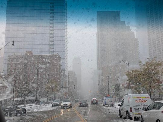 Więcej śniegu, ale mniej rąk do odśnieżania z powodu obaw przed deportacją