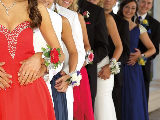 Większe wydatki na amerykańską studniówkę, więcej oszustw