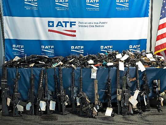 Wielka akcja ATF i policji przeciwko nielegalnej broni, Benjamin Kaminski wśród zatrzymanych