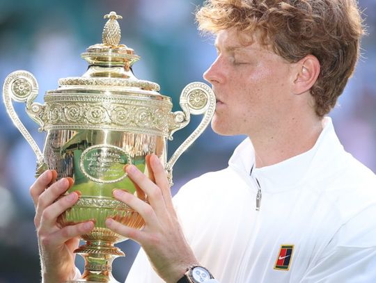 Wimbledon - włoskie media: Sinner w spektakularny sposób odegrał się na Alcarazie