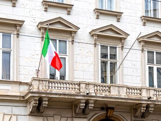 Włochy. Rozmowy z USA ws. odblokowania pensji dla części pracowników amerykańskich baz