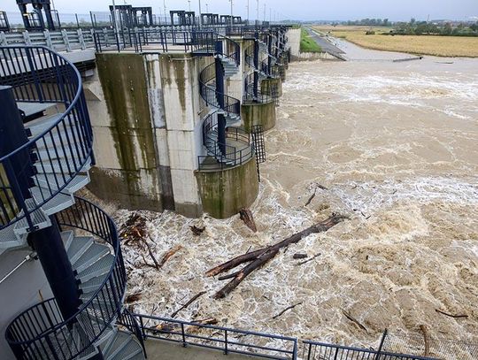 Wody Polskie: Zbiornik Racibórz Dolny stabilizuje poziom wód – sytuacja hydrologiczna w rzekach poprawia się