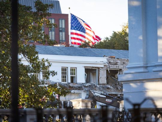 Wyburzono część wschodniego skrzydła Białego Domu pod budowę sali balowej