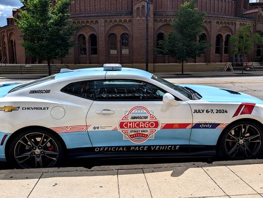 Zamknięcia ulic w centrum Chicago w związku z wyścigiem NASCAR