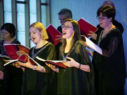 „Zaśpiewane w kadrze” – koncert muzyki filmowej w wykonaniu Chóru „Non Serio”