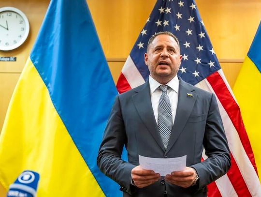 Zełenski: szef biura prezydenckiego Jermak podał się dymisji