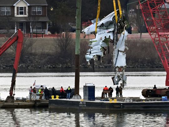 Zidentyfikowano wszystkie ofiary ubiegłotygodniowego zderzenia samolotu pasażerskiego ze śmigłowcem w Waszyngtonie