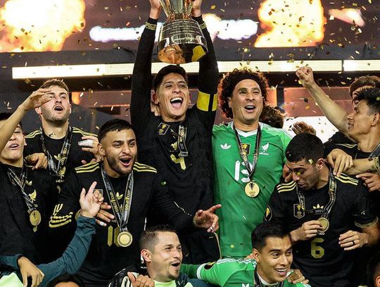 Złoty Puchar CONCACAF - drugi z rzędu triumf Meksyku