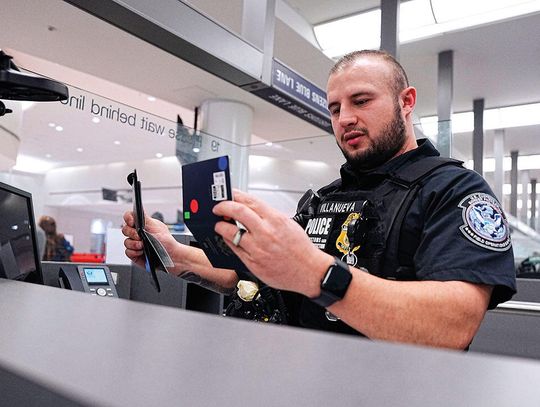 Zmiany na przejściach granicznych:  będą fotografować wszystkich Zmiany na przejściach granicznych:  będą fotografować wszystkich