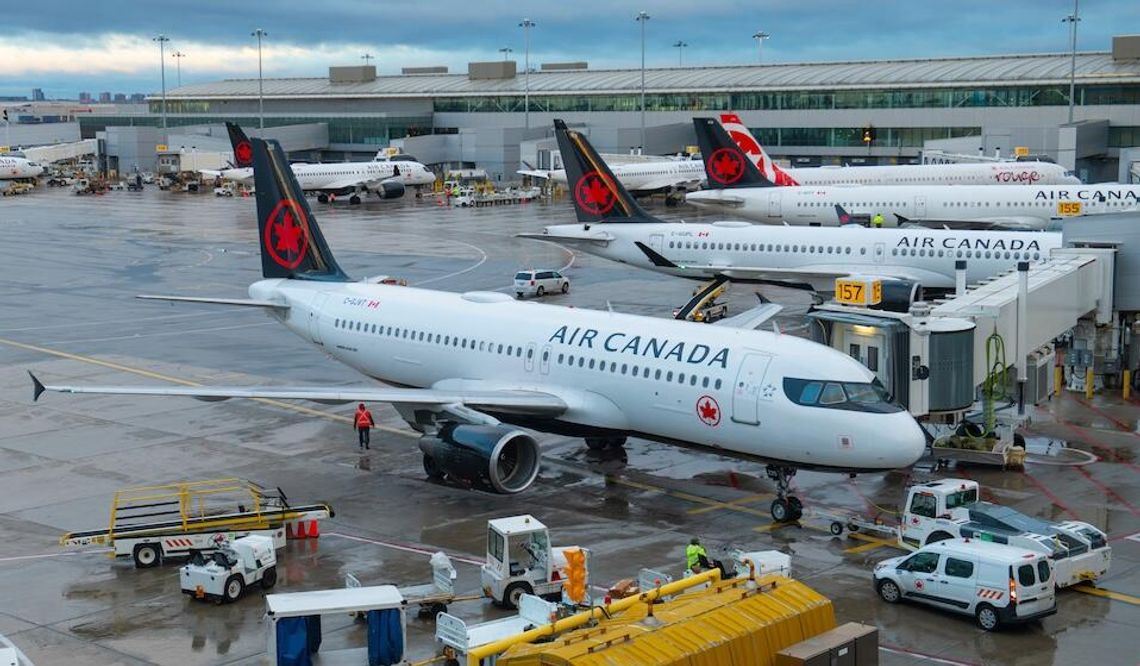Awaryjne lądowanie Air Canada na O’Hare z powodu zachowania pasażera Awaryjne lądowanie Air Canada na O’Hare z powodu zachowania pasażera