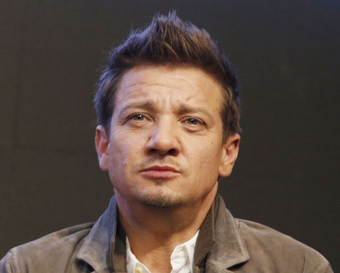 Aktor Jeremy Renner w stanie krytycznym po wypadku podczas odśnieżania