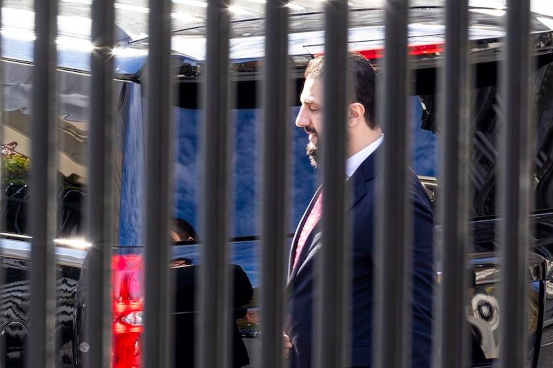 Al-Szara odwiedził Biały Dom jako pierwszy przywódca Syrii, uzyskał zawieszenie sankcji