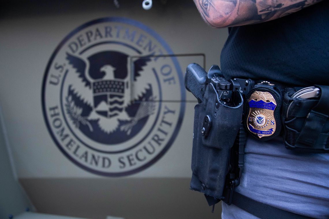 Amerykańskie służby imigracyjne rozszerzają system inwigilacji