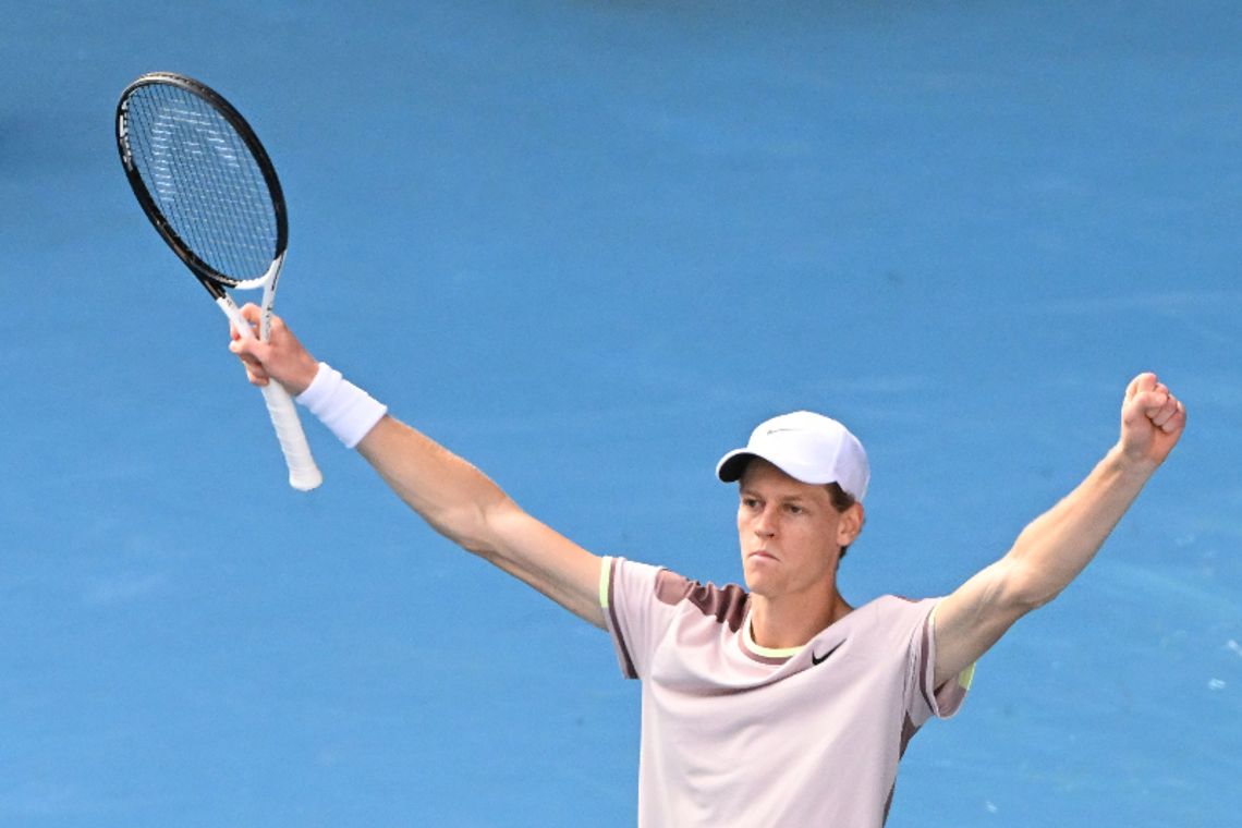 Australian Open - Sinner przerwał imponującą serię Djokovica w Melbourne. W finale zagra z Miedwiediewem