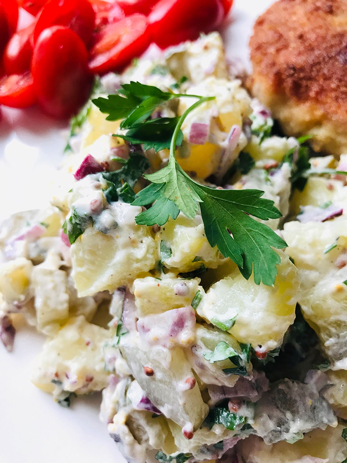 Bawarska sałatka ziemniaczana (bayerische kartofflen salat)