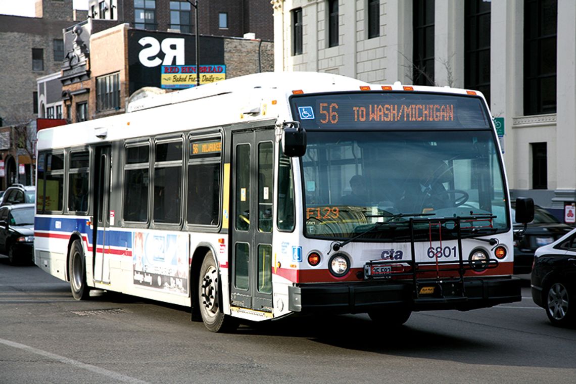 Bezpieczna jazda CTA. Do autobusu znowu przednimi drzwiami