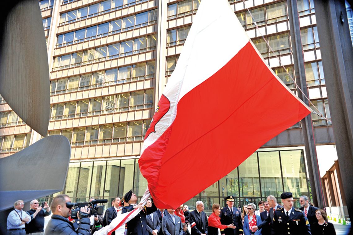 Biało-czerwona nad chicagowskim Daley Plaza