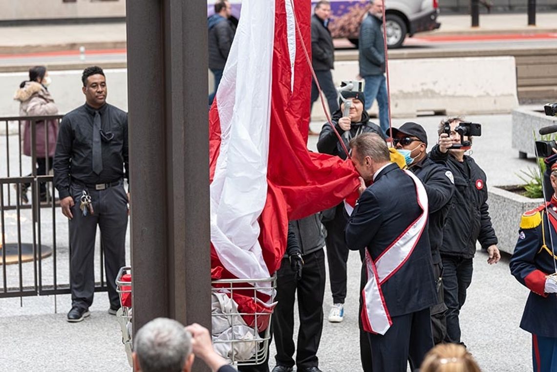 Biało-Czerwona znów powiewa nad Chicago