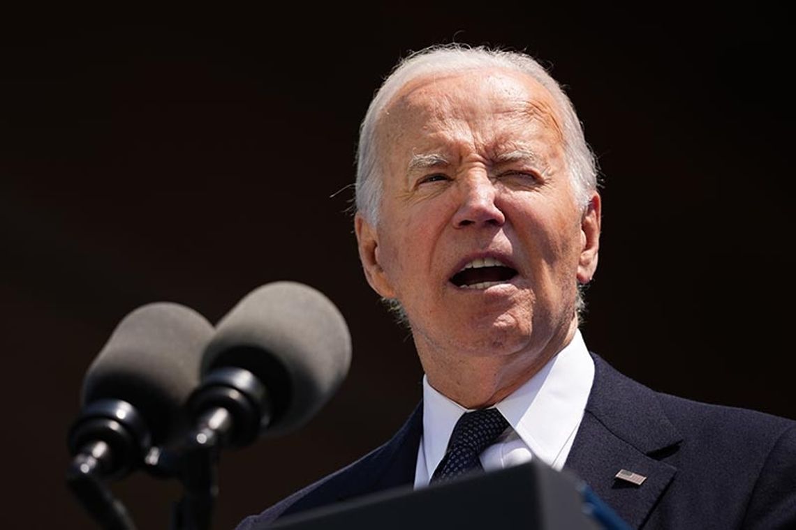 Biden dla ABC: Putin toczy zmagania o powstrzymanie kraju przed rozpadem