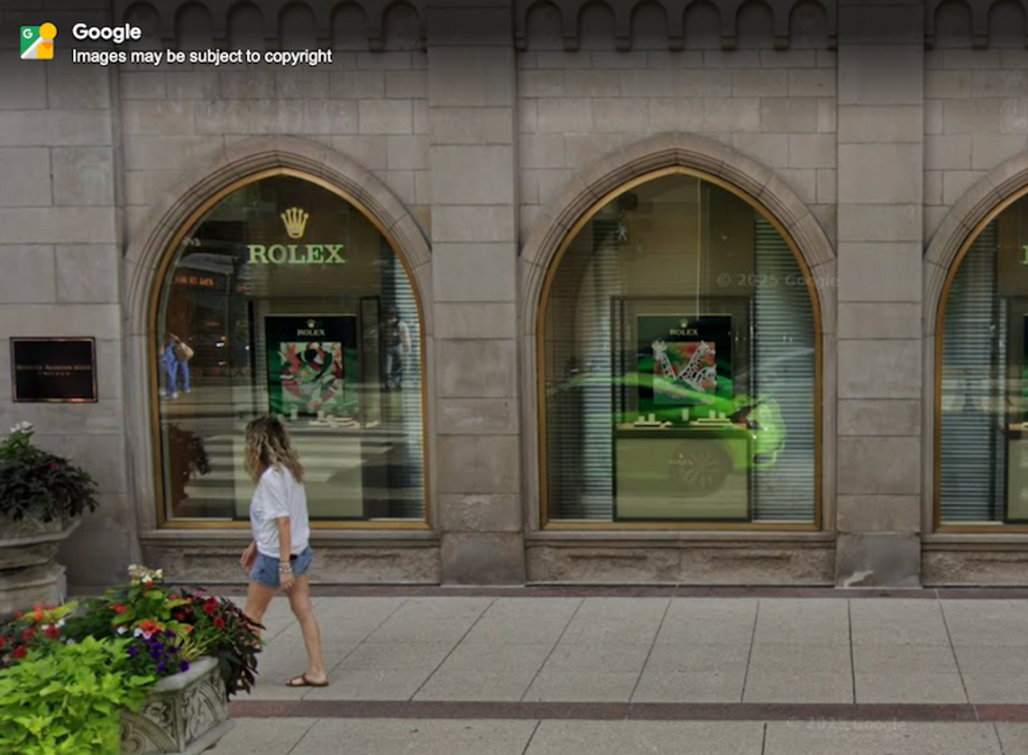 Brawurowy napad na sklep Rolexa w centrum Chicago, rabusie zatrzymani po pościgu w Englewood