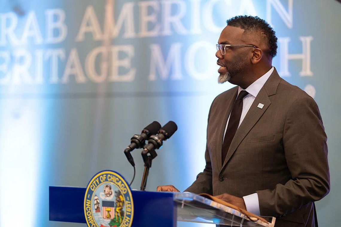 Burmistrz Chicago odpowiada prezydentowi Trumpowi na groźby o funduszach: Nie będziemy negocjować z terrorystami