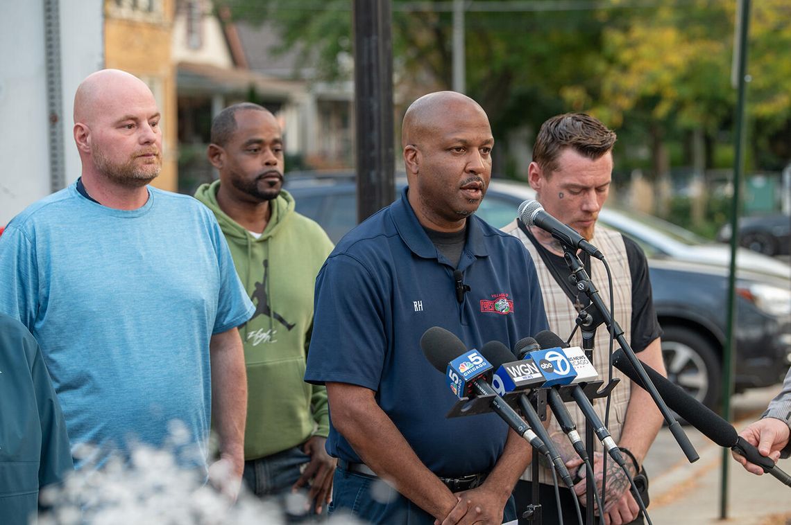 Burmistrz Forest Park: agenci ICE zaatakowali pracowników cmentarza z obywatelstwem USA, to była brutalna interwencja