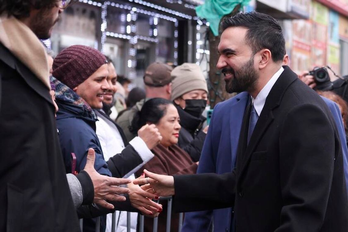 Burmistrz zapowiada obronę statusu Nowego Jorku jako „miasta sanktuarium”